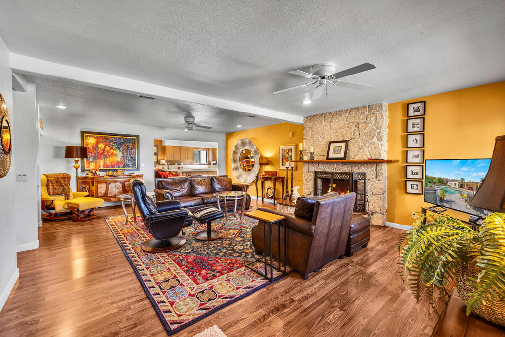 MLS #219136376PS image #3