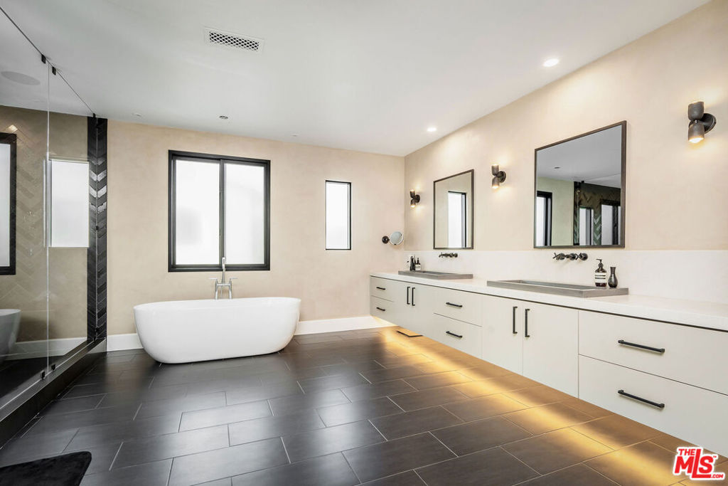 MLS #26985475 image #36