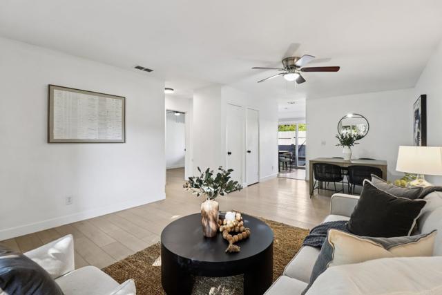 Detail Gallery Image 5 of 28 For 3434 Seabreeze Walk, Oceanside,  CA 92056 - 2 Beds | 1 Baths