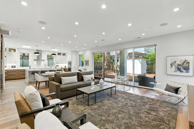 2200 Saint Francis Drive, Palo Alto CA: https://media.crmls.org/mediaz/11e98065-b7b1-41ba-9d52-f53ec087eaa6.jpg