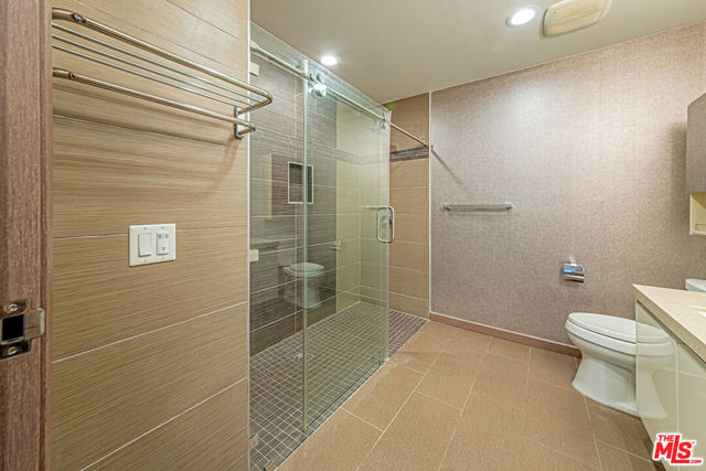 903 S New Hampshire Avenue, Los Angeles CA: https://media.crmls.org/mediaz/11e9a372-3aab-4485-8749-4a621e433290.jpg