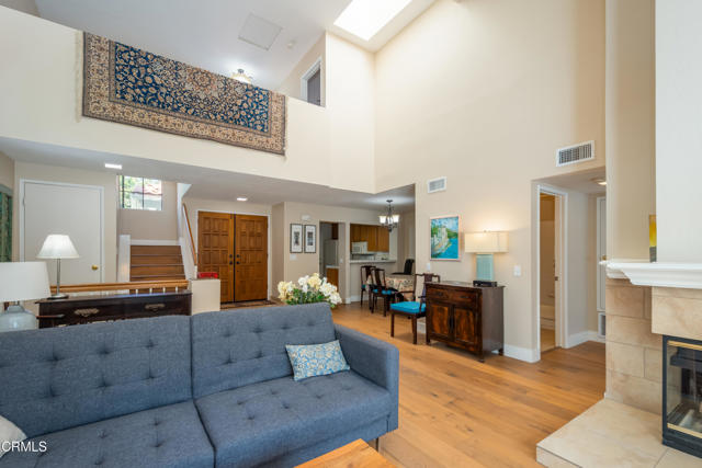 Detail Gallery Image 8 of 29 For 1356 El Lazo Ct, Camarillo,  CA 93012 - 2 Beds | 2 Baths