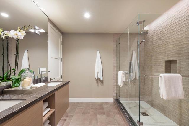1730 Webster Street, Palo Alto CA: https://media.crmls.org/mediaz/11eb00c0-4f33-4933-9c91-2826d905888f.jpg