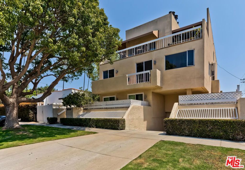 820 California Avenue #201