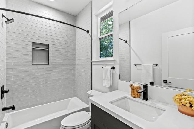 943 Woodside Road, Redwood City CA: https://media.crmls.org/mediaz/11ec4db0-c643-45fa-86b0-b15c2cb728b4.jpg