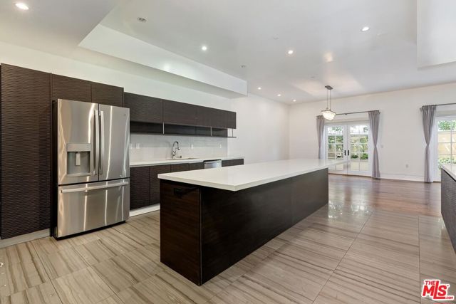 225 South Hamilton Drive, 106 photo 11