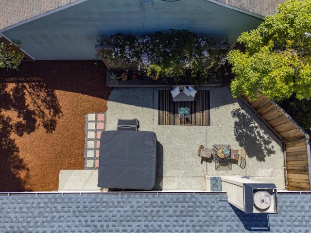 1331 Leila Court, Santa Cruz CA: https://media.crmls.org/mediaz/11eca534-5b28-4d2e-9b53-1cc0d7cc0f87.jpg
