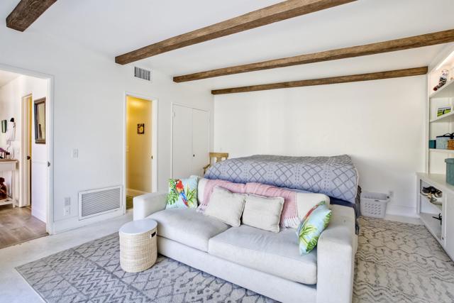 32579 Luiseno Circle Dr, Pauma Valley CA: https://media.crmls.org/mediaz/11ed3bd4-695d-43e6-96ba-3862cacc2070.jpg