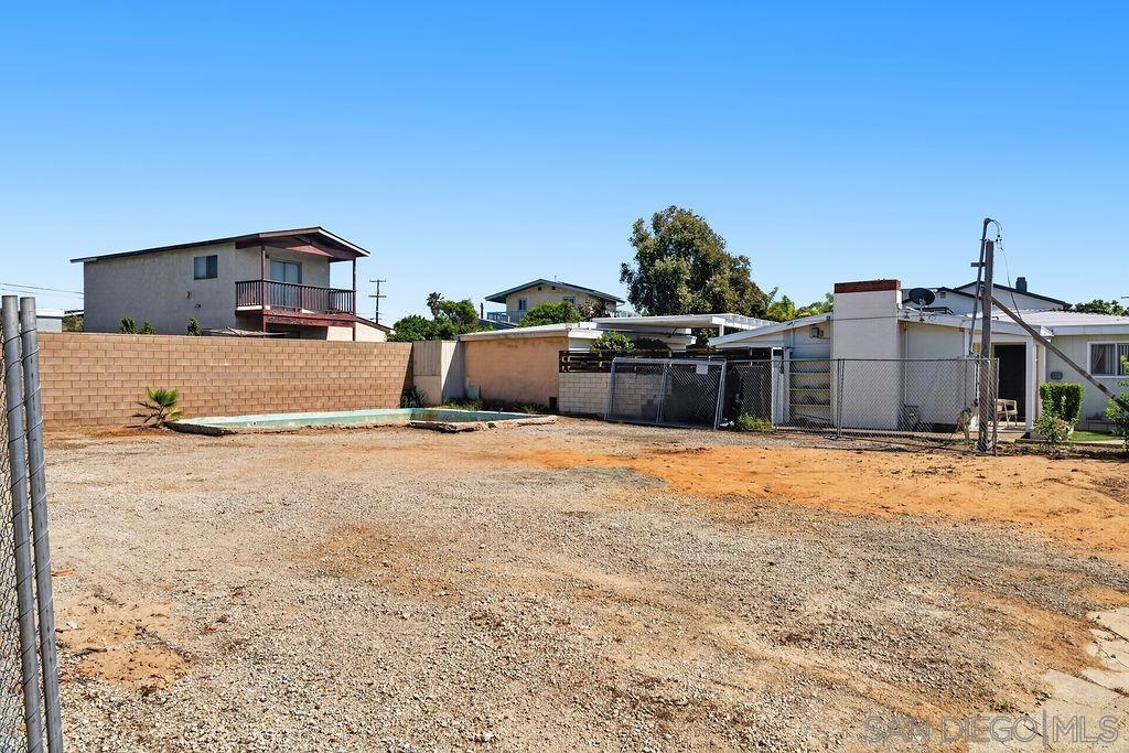 2545 Deerpark Dr - photo 6