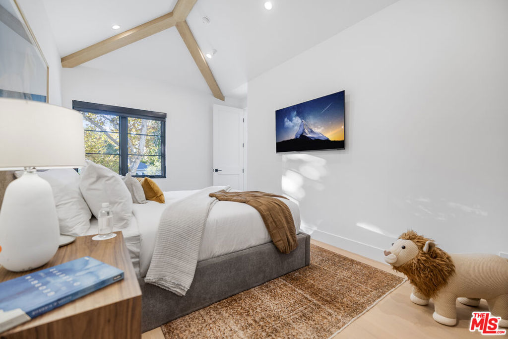 MLS #25619907 image #32