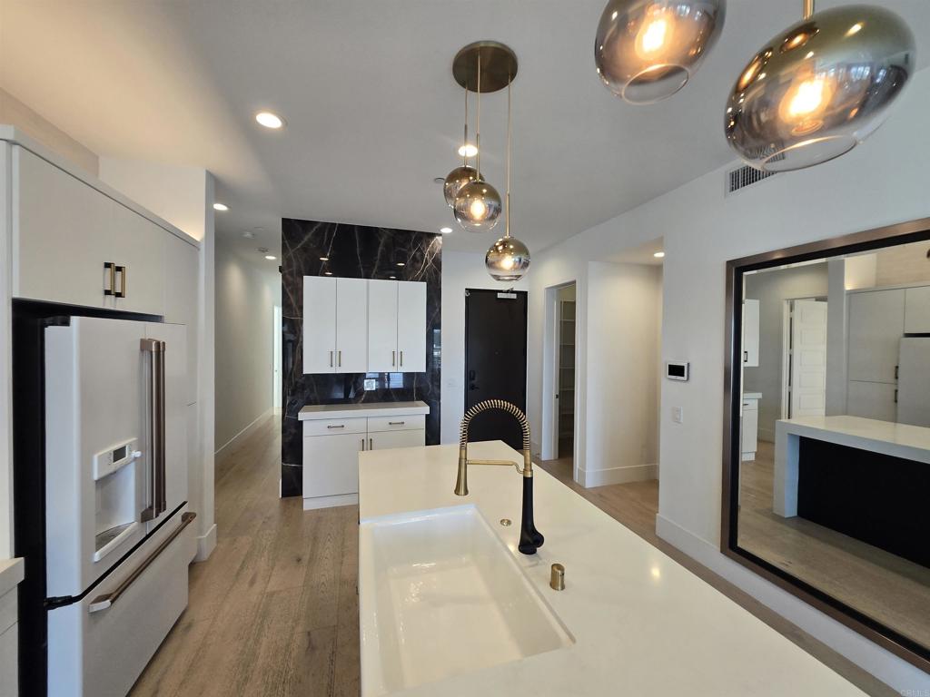 8337 Distinctive Drive - photo 6