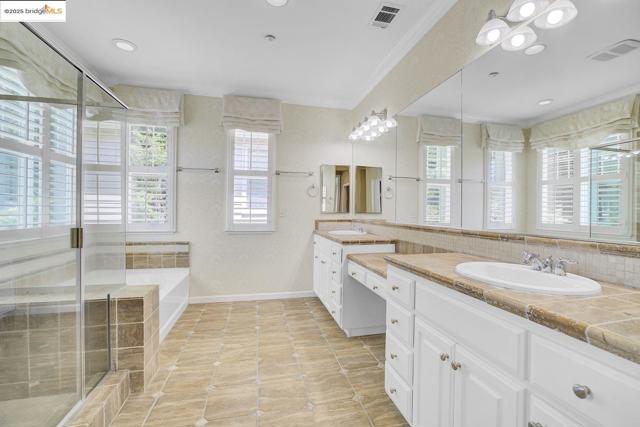 2743 Cathedral Cir, Brentwood CA: https://media.crmls.org/mediaz/11eea2f0-dc73-43f0-80b3-239199cdb05f.jpg
