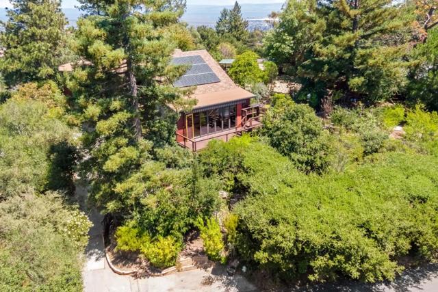 711 W California Way, Redwood City CA: https://media.crmls.org/mediaz/11f13451-ee41-4911-8310-65b4d45d3ddb.jpg