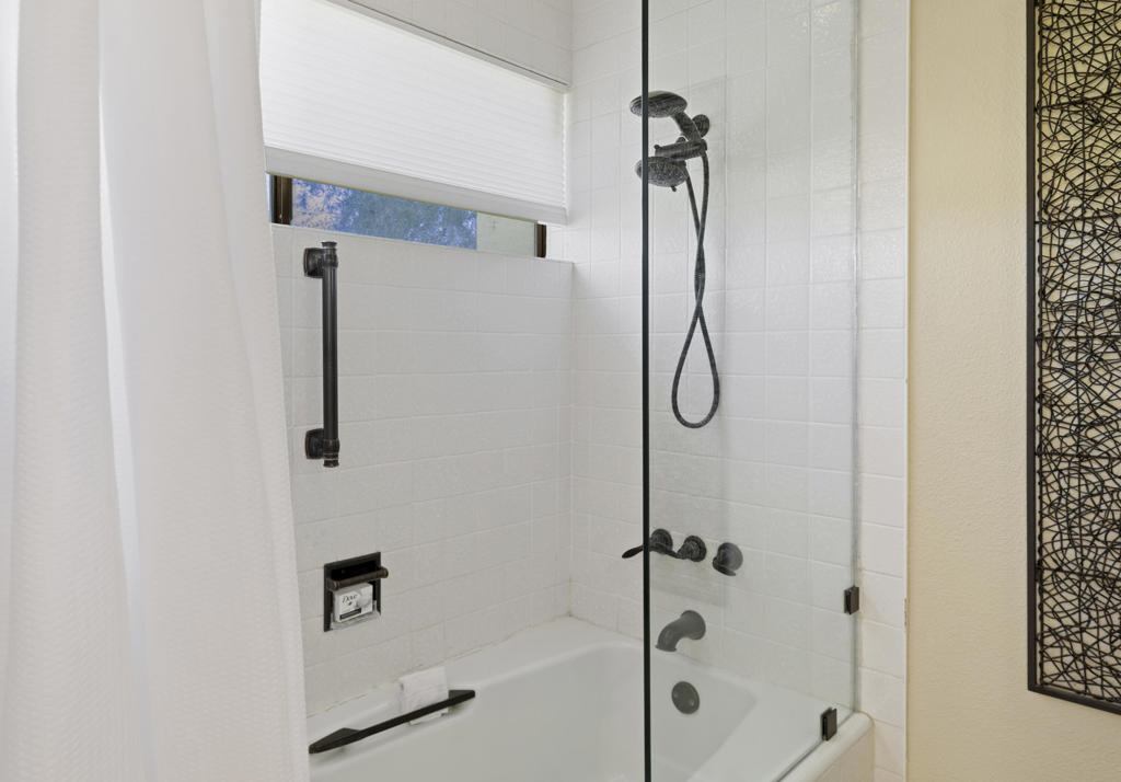 MLS #219130229DA image #21