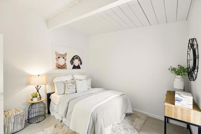 747 De Soto Drive, Palo Alto CA: https://media.crmls.org/mediaz/11f3ebd1-0fd7-429c-847f-ff89c652f1e6.jpg