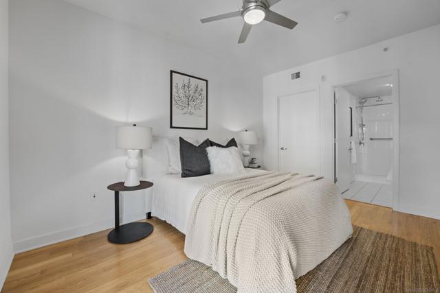 3812 Park Blvd, San Diego CA: https://media.crmls.org/mediaz/11f41225-07fa-4c74-abe9-a6311b63b389.jpg