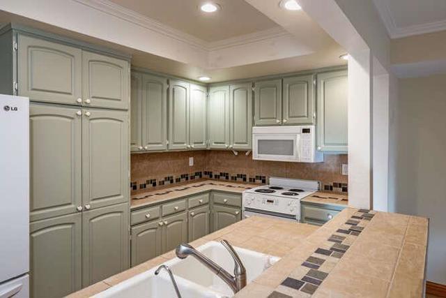 5185 Cribari, San Jose CA: https://media.crmls.org/mediaz/11f44d49-4aa5-4400-9192-05ad4b61abfc.jpg