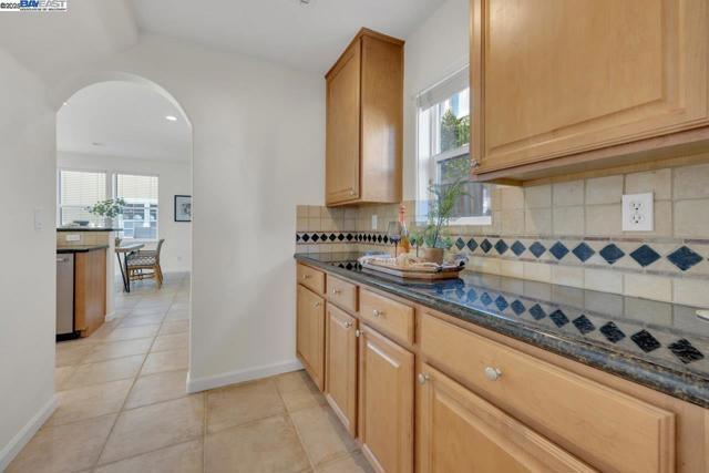 1508 Whispering Oaks Way, Pleasanton CA: https://media.crmls.org/mediaz/11f4f5f2-9b19-4677-bd5c-63b25a7ca49f.jpg