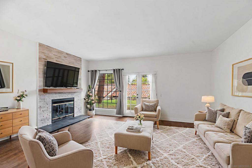 16232 Avenida Venusto #B