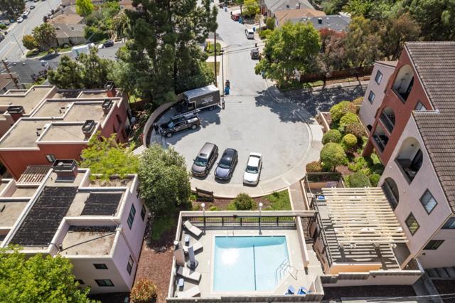 1 Laurel Street, San Carlos CA: https://media.crmls.org/mediaz/11f65f81-29ad-4d9c-ac6e-f36449d86f04.jpg