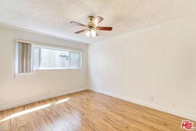 2332 S Beverly Glen Boulevard, Los Angeles CA: https://media.crmls.org/mediaz/11f67f94-f83d-4a41-9070-3dc5083770bc.jpg