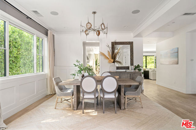 Image 10 of 39 For 11813 Woodbine Avenue