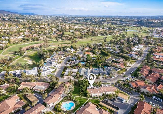 7031 Estrella De Mar Road, Carlsbad CA: https://media.crmls.org/mediaz/11f874a4-49d8-4919-a89e-975eaf1ab6e2.jpg