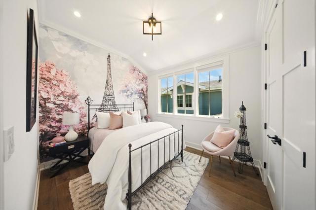 852 Paloma Avenue, Burlingame CA: https://media.crmls.org/mediaz/11f889bb-eee1-478a-8ba2-509b8f9c599d.jpg