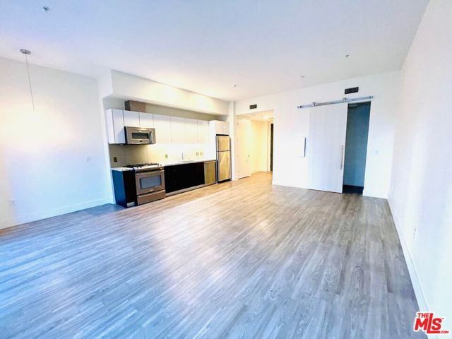 1122 Gayley Avenue, 311 photo 11
