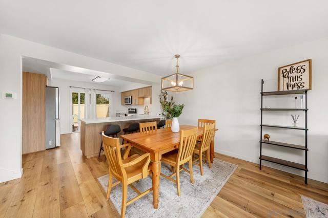 5800 Lake Murray Blvd, La Mesa CA: https://media.crmls.org/mediaz/11f9bede-2f63-4821-805c-555b89900a80.jpg