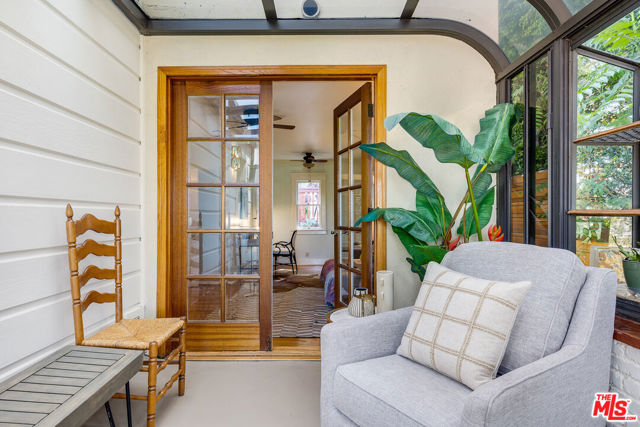 1355 Columbia Drive, Glendale CA: https://media.crmls.org/mediaz/11fa1726-f311-457b-9e3b-f058d13f98a8.jpg