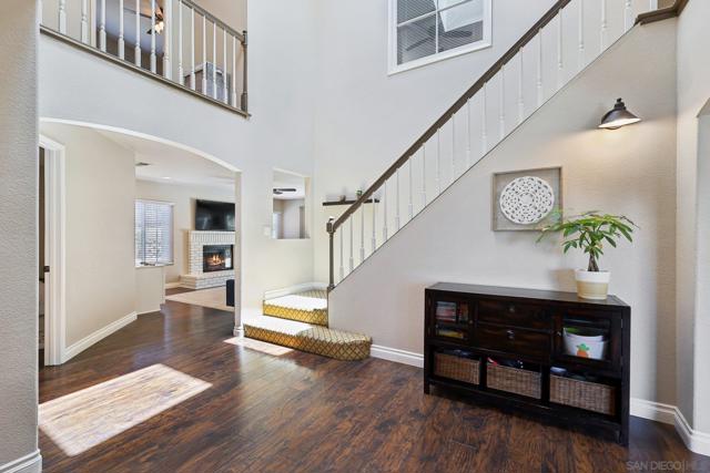 9233 Lethbridge Way, San Diego CA: https://media.crmls.org/mediaz/11faa3fb-6b15-43c4-ab47-7e10ea6d16f7.jpg