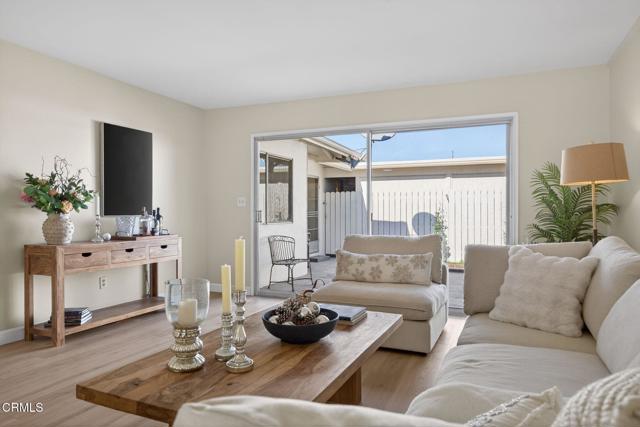 Detail Gallery Image 9 of 67 For 135 E Fiesta Gr, Port Hueneme,  CA 93041 - 3 Beds | 2 Baths