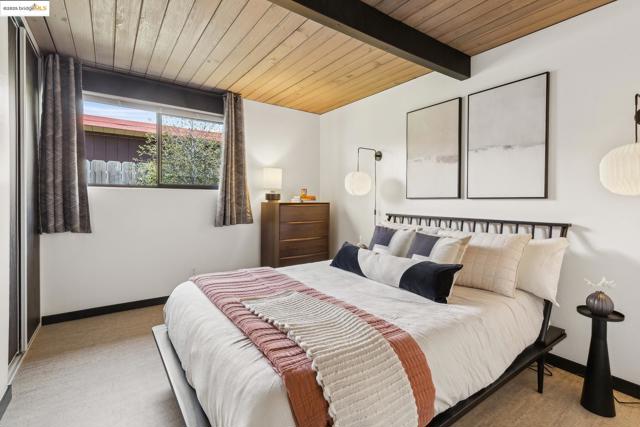 8156 Coach Dr, Oakland CA: https://media.crmls.org/mediaz/11fbd580-8240-41af-adbd-cfed198d35f7.jpg