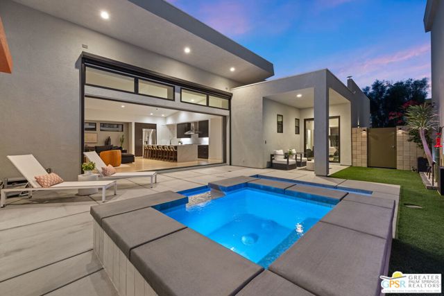 190 Obsidian Loop, Palm Springs CA: https://media.crmls.org/mediaz/11fbfe99-ac3c-4e78-bea6-86c60e2d4b6e.jpg