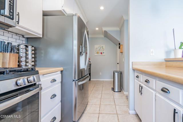 15175 Marquette Street, Moorpark CA: https://media.crmls.org/mediaz/11fc7195-8ee5-4aab-aaf4-4257035eb440.jpg