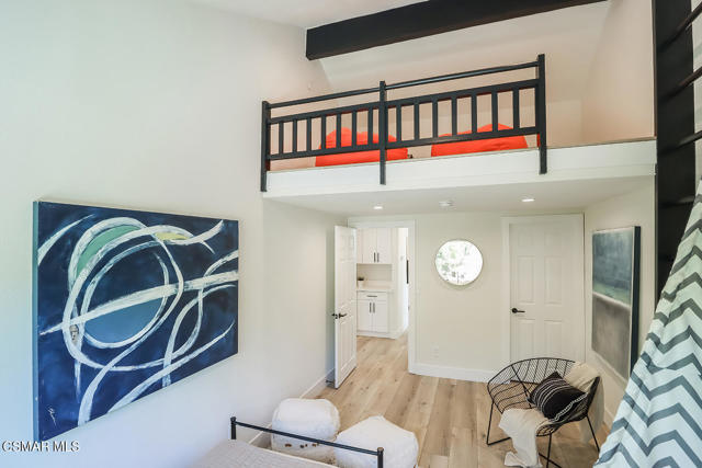 26200 Lockwood Road, Malibu CA: https://media.crmls.org/mediaz/11fd6dbd-215a-455e-9d1a-beb0d2b0c5db.jpg