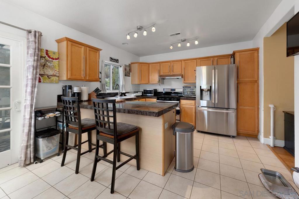 2866 Eagle St - photo 6