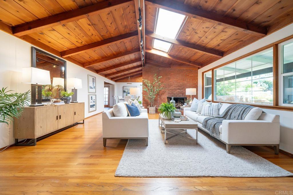 386 13th Street - photo 2