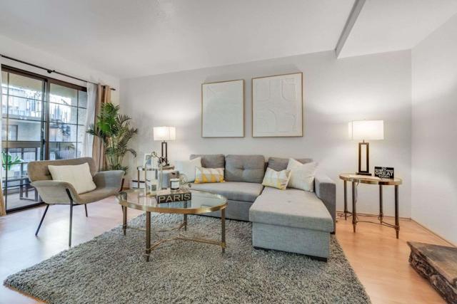 1122 Brewster Avenue, Redwood City CA: https://media.crmls.org/mediaz/11fe281f-859d-4622-86c7-b937c8615a54.jpg
