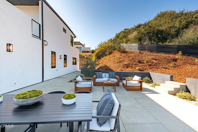 Detail Gallery Image 16 of 21 For 708 Skyview Ter, Ventura,  CA 93003 - 4 Beds | 2/1 Baths