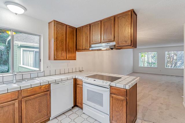 1733 Eastbrook Court, Santa Cruz CA: https://media.crmls.org/mediaz/11fe9c13-5197-4741-8b87-314ca8dd951c.jpg