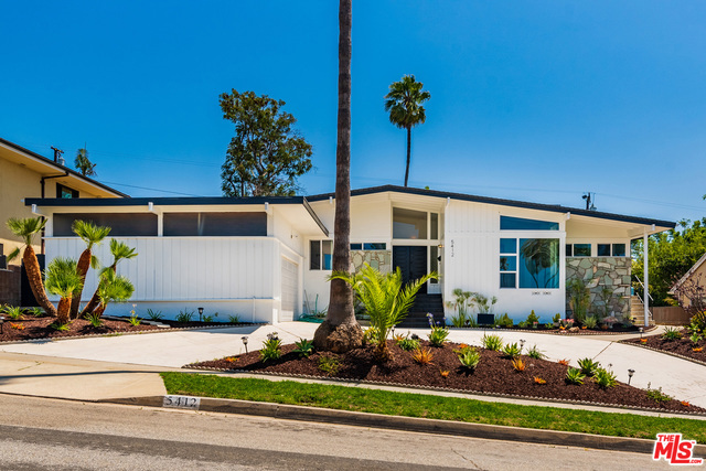 5412 S HOLT Avenue, Los Angeles CA: https://media.crmls.org/mediaz/11fec802-8285-4478-9c42-15225410ee2d.jpg