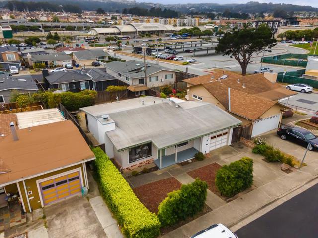 1293 Baywood Avenue, South San Francisco CA: https://media.crmls.org/mediaz/12000409-6935-440e-885b-6a56af06a246.jpg