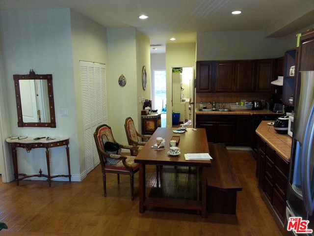 2826 11TH Street, Los Angeles, California 90006, 2 Bedrooms Bedrooms, ,2 BathroomsBathrooms,Single Family Residence,For Sale,11TH,14798095