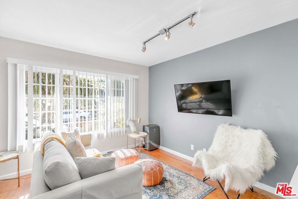 313 Mildred Avenue #11