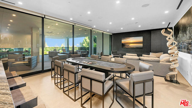 1140 Summit Drive, Beverly Hills CA: https://media.crmls.org/mediaz/1201df13-0eda-49b8-bccf-1bdf4e8943db.jpg