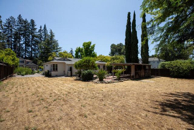 61 Sylvian Way, Los Altos CA: https://media.crmls.org/mediaz/1202b819-fe8e-4f70-9cc2-193bdd860730.jpg