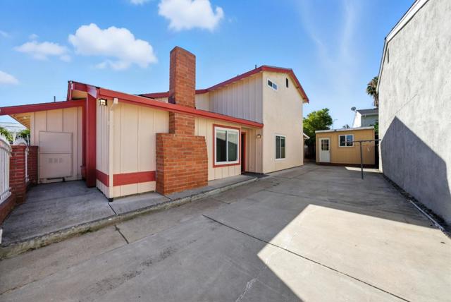 2114 Bennighof Court, San Jose CA: https://media.crmls.org/mediaz/1202efa7-7761-48d4-8442-e8f9b2154565.jpg