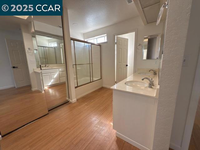 528 Dohrmann Ln, Pinole CA: https://media.crmls.org/mediaz/1204f0b5-bd9c-4fcb-9858-46c035180ca9.jpg